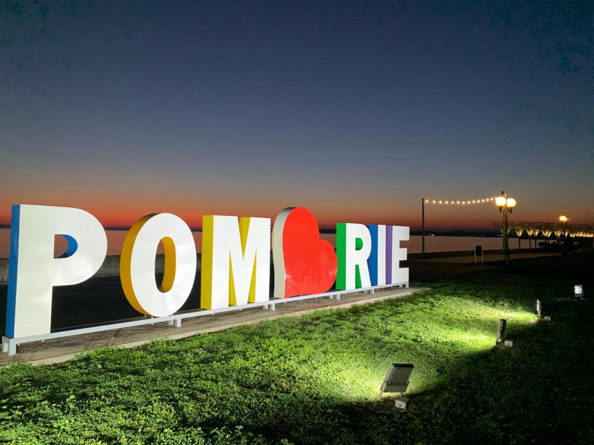 Sunny Days Luxury Apartment Pomorie Luaran gambar